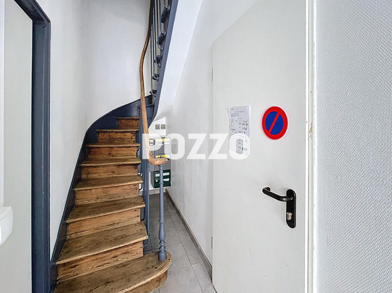 Immeuble - 100 m² - 4 pièces