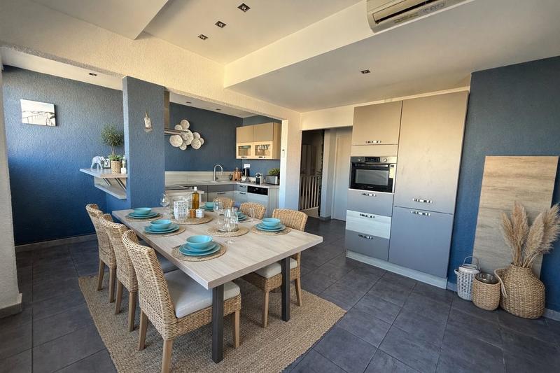 Appartement - 90 m² - 5 pièces