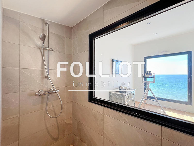 Maison - 200 m² - 7 pièces