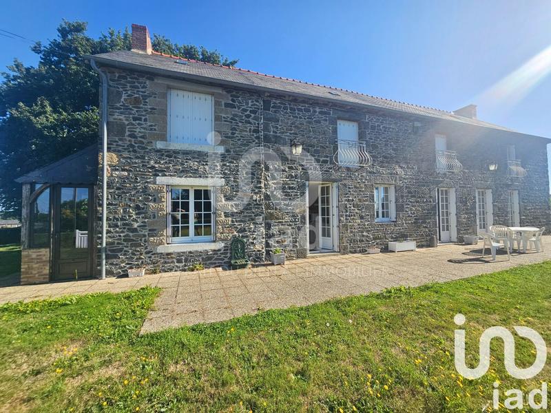 Maison - 196 m² - 9 pièces