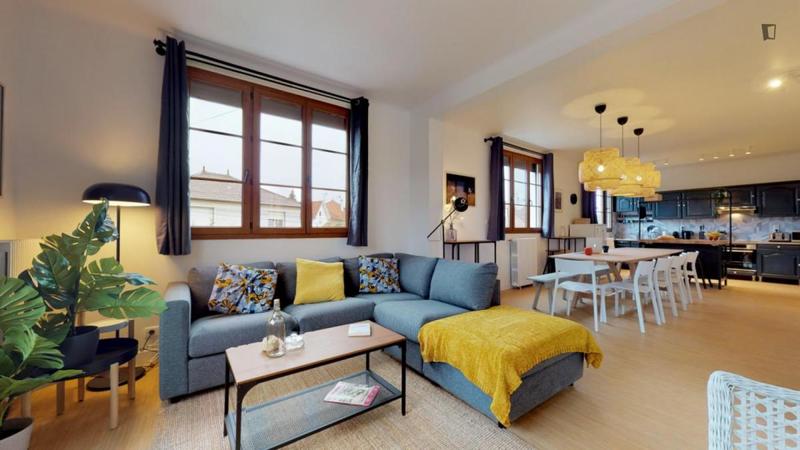 Chambre - 12 pièces