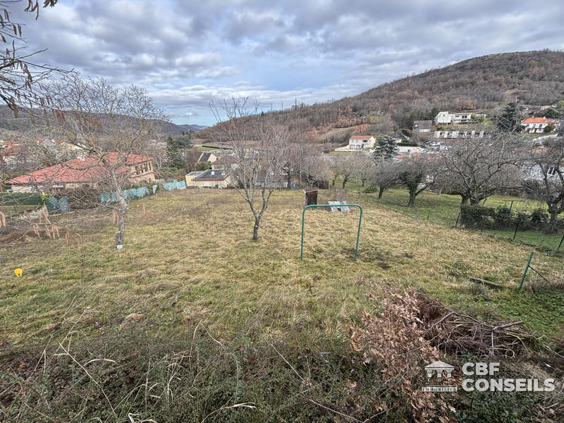 Terrain - 768 m²