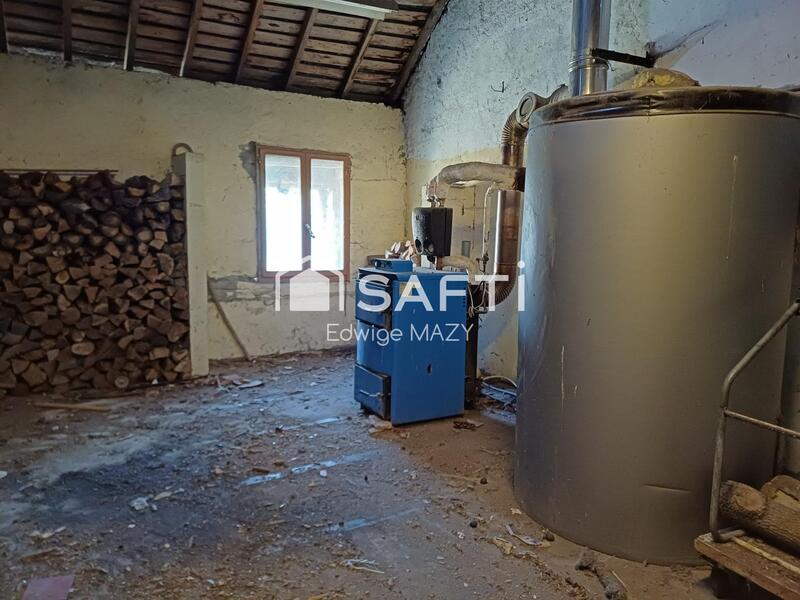 Maison - 95 m² - 5 pièces