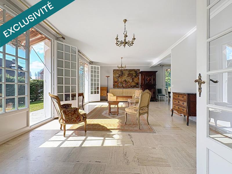 Maison - 174 m² - 7 pièces