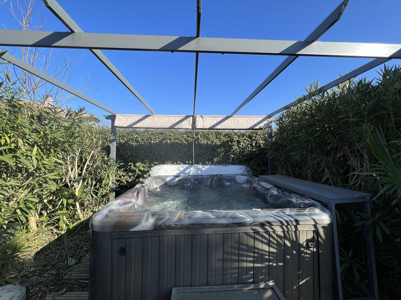 Villa - 216 m² - 7 pièces