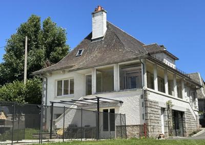 Maison - 158 m² - 7 pièces