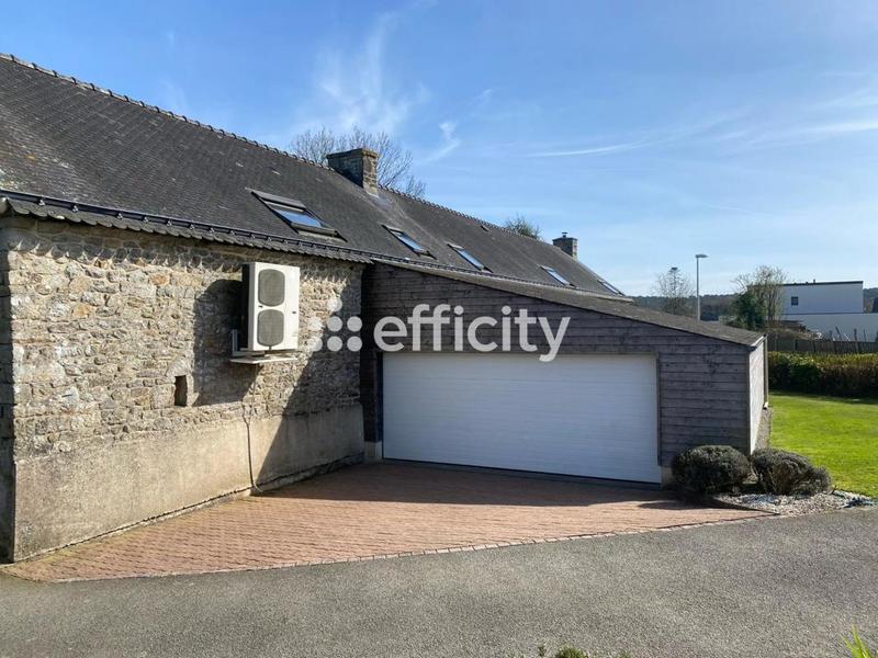 Maison - 310 m² - 16 pièces