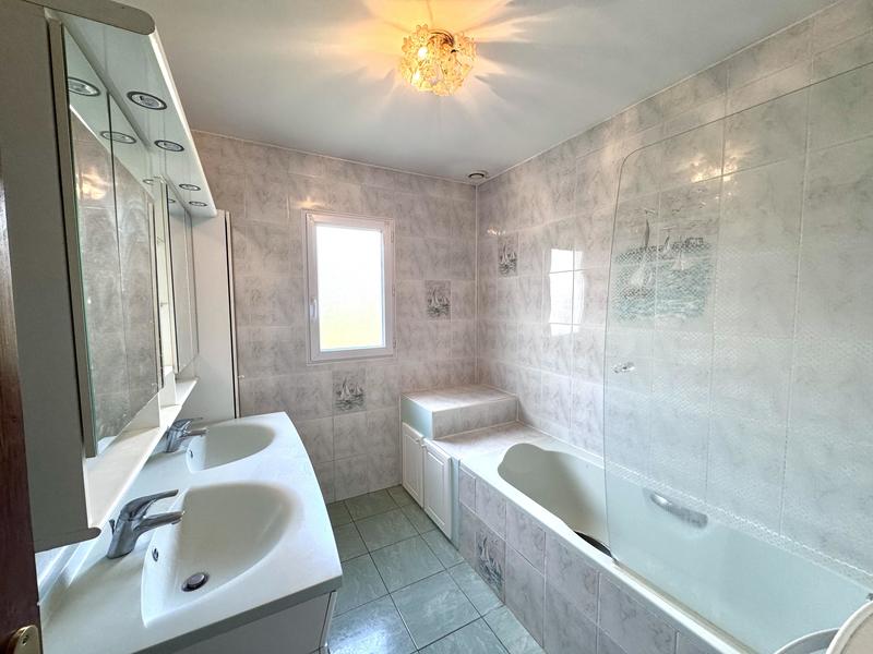 Villa - 85 m² - 4 pièces