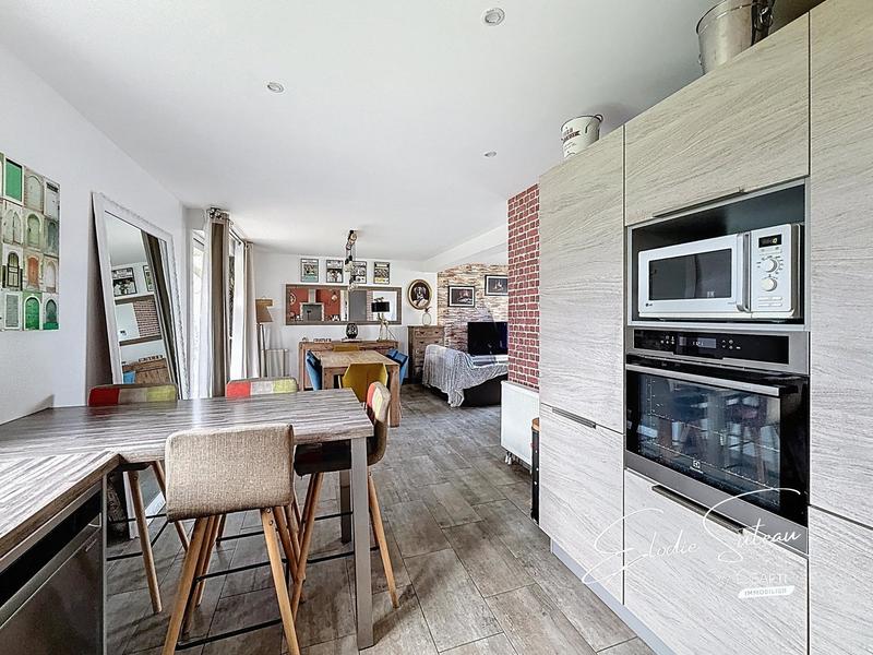 Maison - 91 m² - 5 pièces