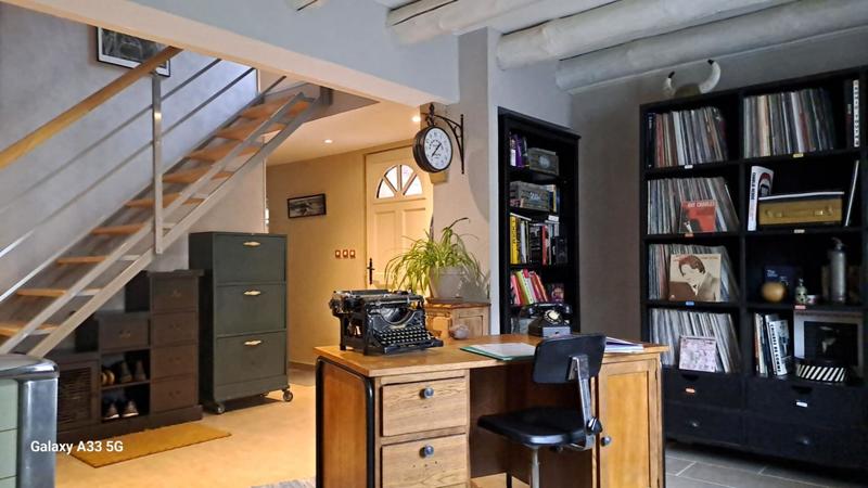 Maison - 205 m² - 7 pièces