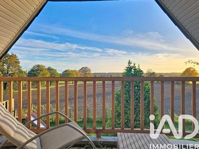 Maison - 180 m² - 7 pièces