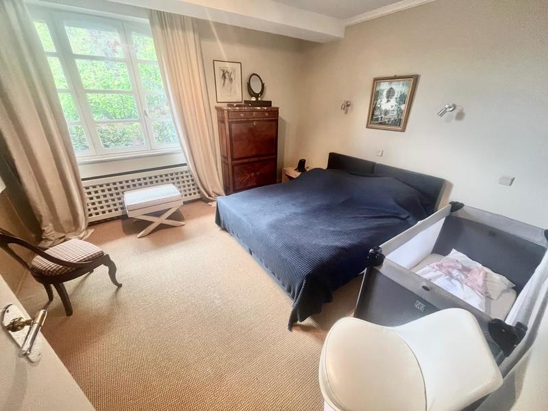 Maison d'architecte - 275 m² - 9 pièces