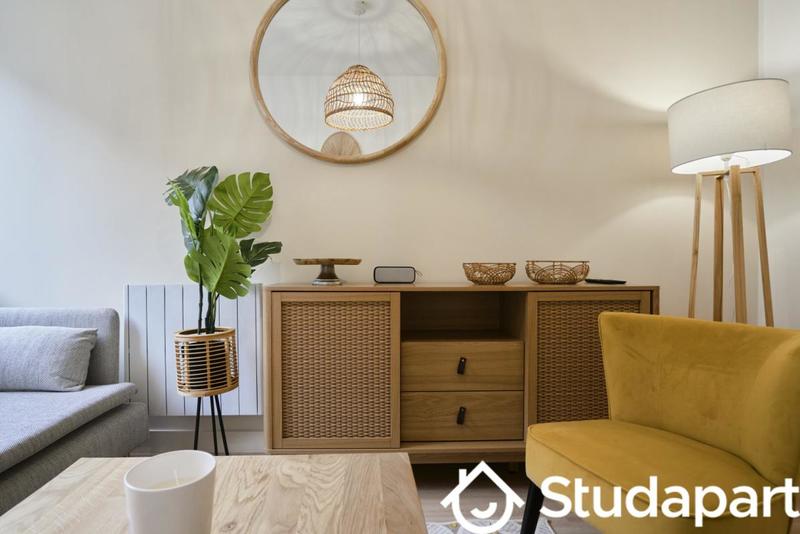 Chambre - 11 m² - 1 pièce