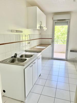 Appartement - 72 m² - 3 pièces