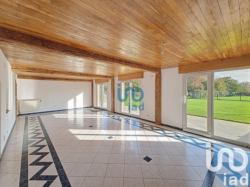 Maison - 203 m² - 7 pièces