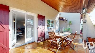 Maison - 182 m² - 6 pièces