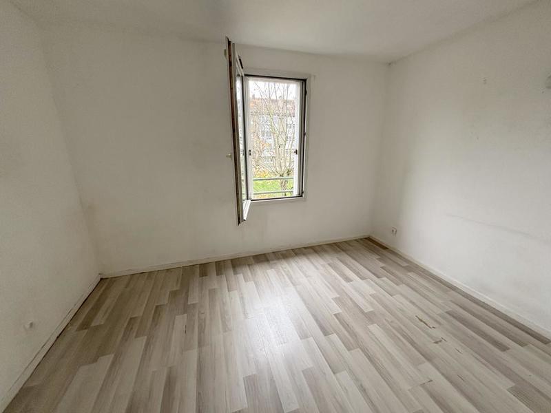 Maison - 85 m² - 5 pièces