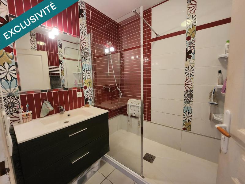 Maison - 347 m² - 16 pièces