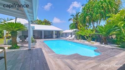 Propriété - 145 m² - 5 pièces