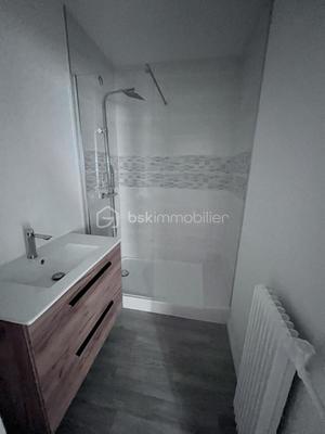 Appartement - 75 m² - 5 pièces