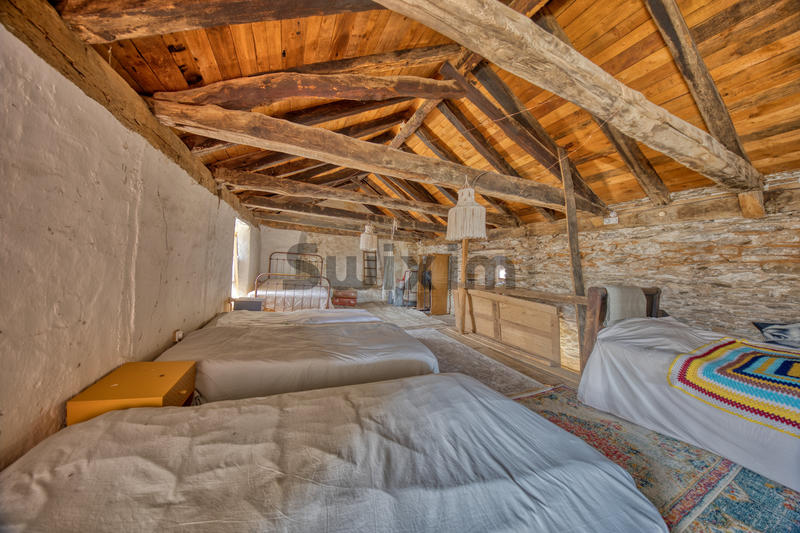 Mas - 200 m² - 5 pièces