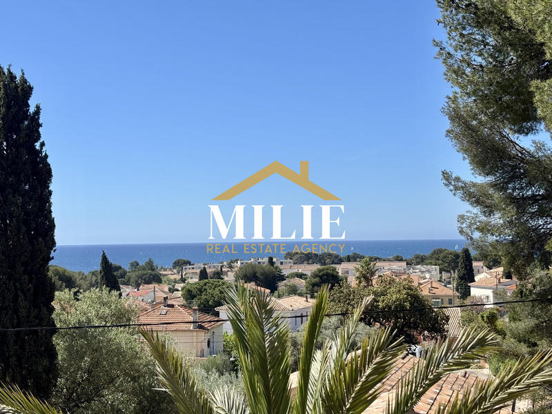 Maison ancienne - 260 m² - 11 pièces