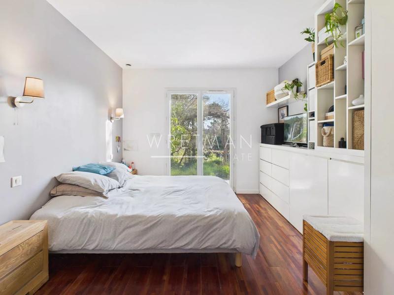 Villa - 207 m² - 6 pièces