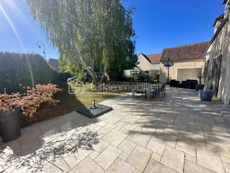 Maison - 190 m² - 8 pièces