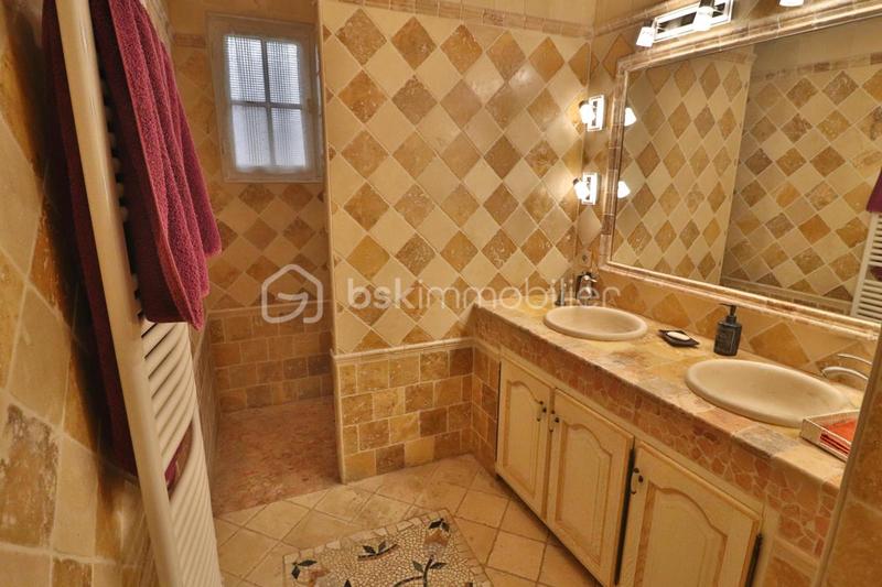 Maison - 143 m² - 4 pièces