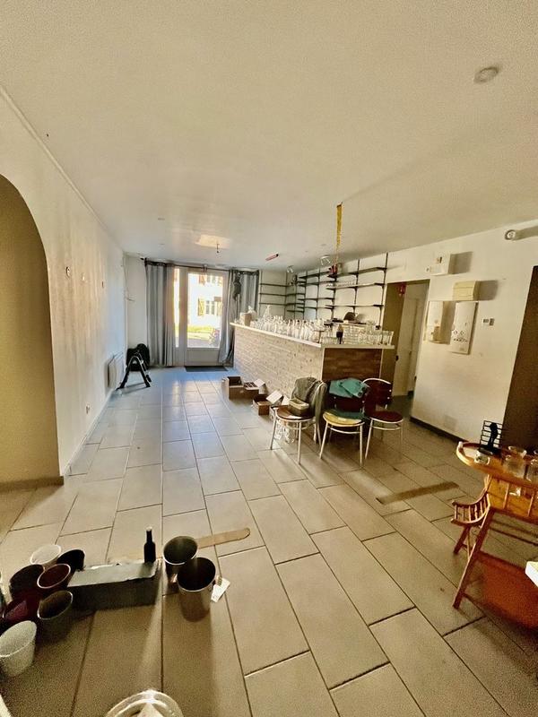 Immeuble - 311 m² - 1 pièce