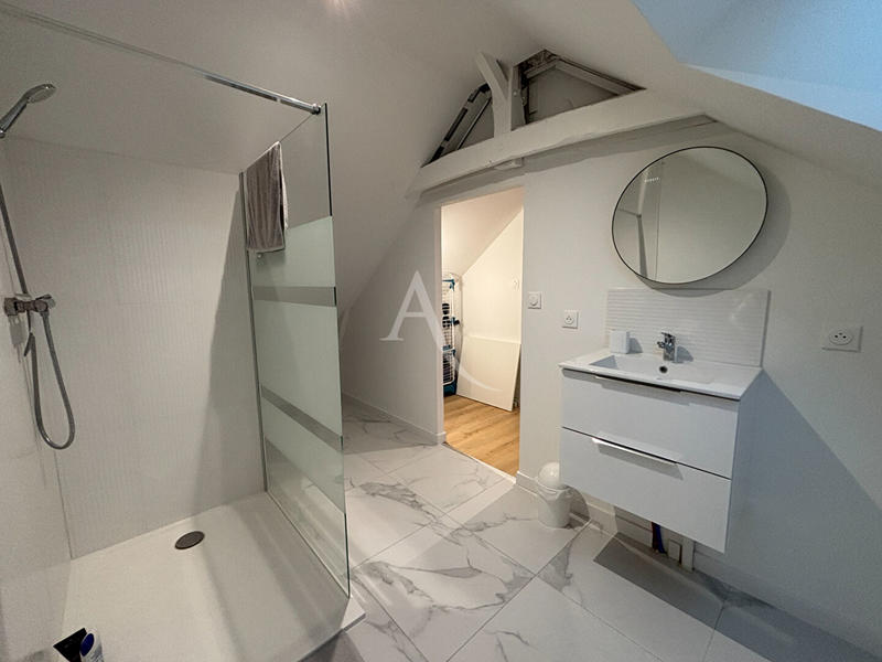 Maison - 101 m² - 3 pièces