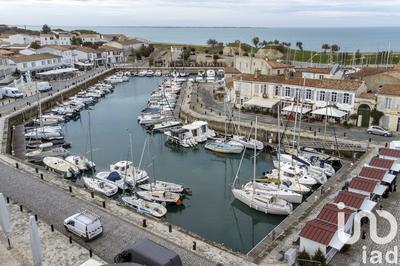 Maison - 348 m² - 12 pièces