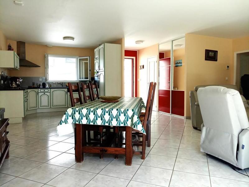 Propriété - 109 m² - 6 pièces