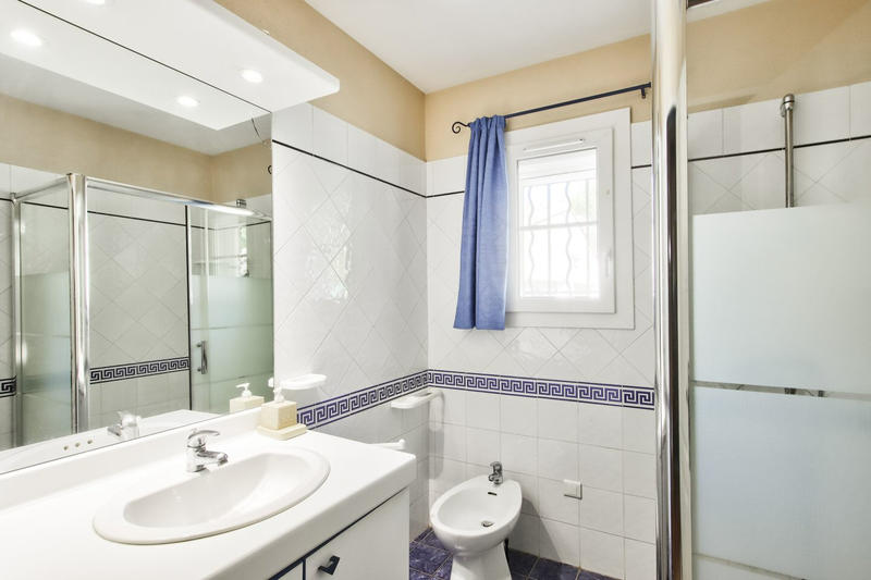 Maison - 92 m² - 5 pièces