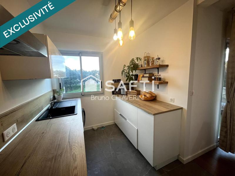Appartement - 79 m² - 3 pièces