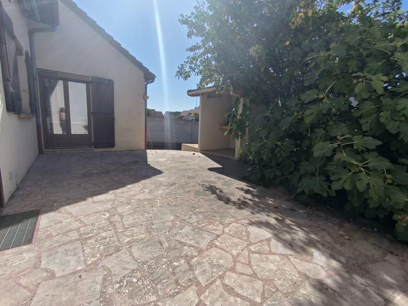 Maison - 155 m² - 9 pièces