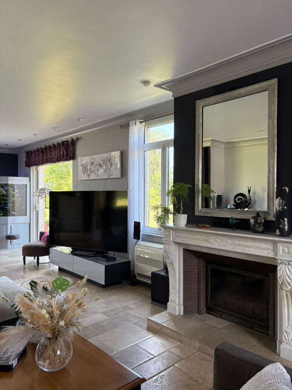 Demeure - 350 m² - 9 pièces