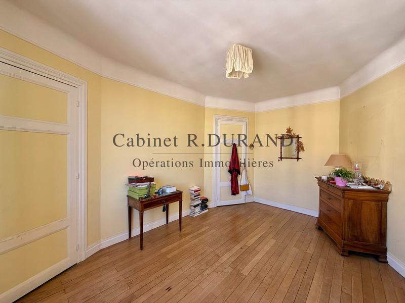 Appartement - 76 m² - 3 pièces