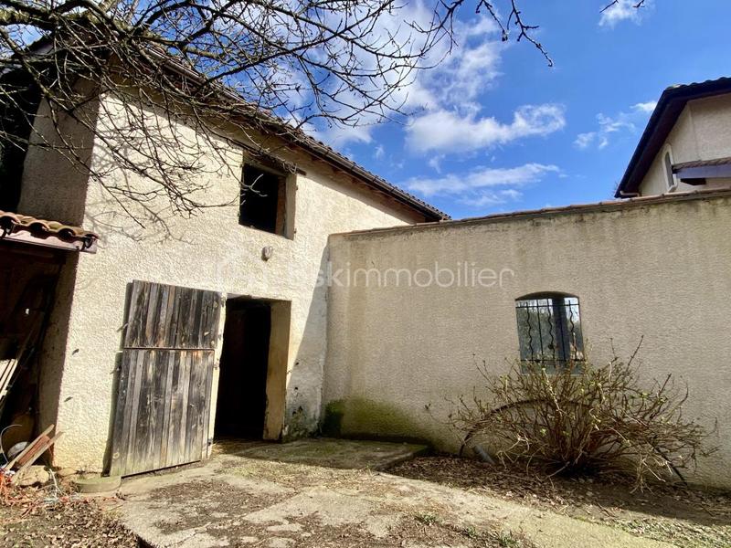 Propriété - 146 m² - 6 pièces