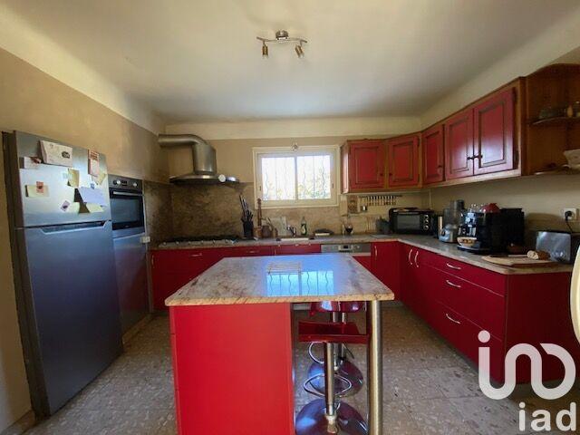 Maison - 212 m² - 9 pièces