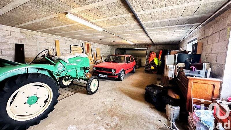 Maison - 437 m² - 5 pièces