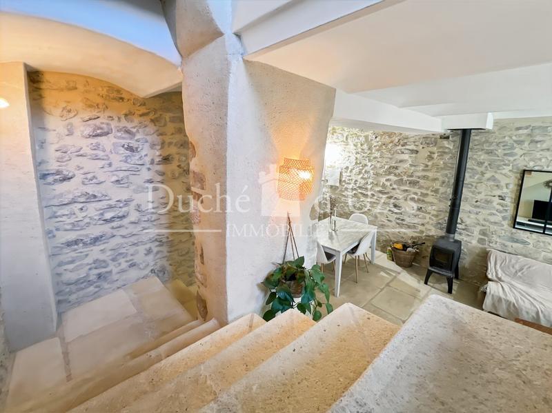 Maison - 104 m² - 4 pièces