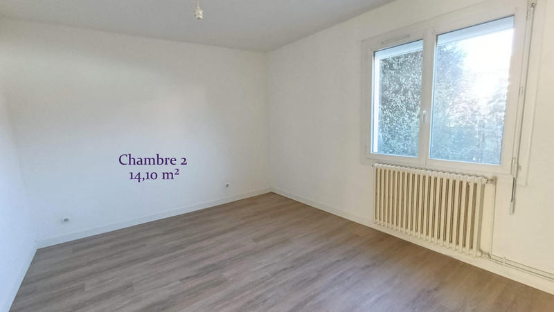 Appartement - 85 m² - 5 pièces