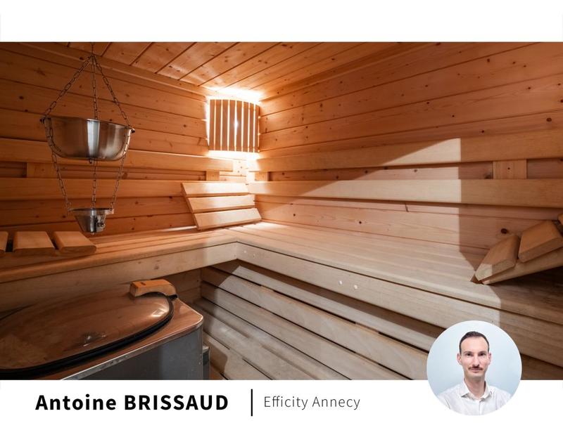 Maison - 273 m² - 8 pièces