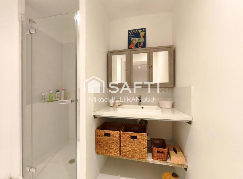 Maison - 200 m² - 6 pièces