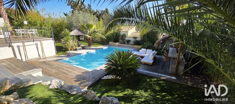 Maison - 180 m² - 5 pièces