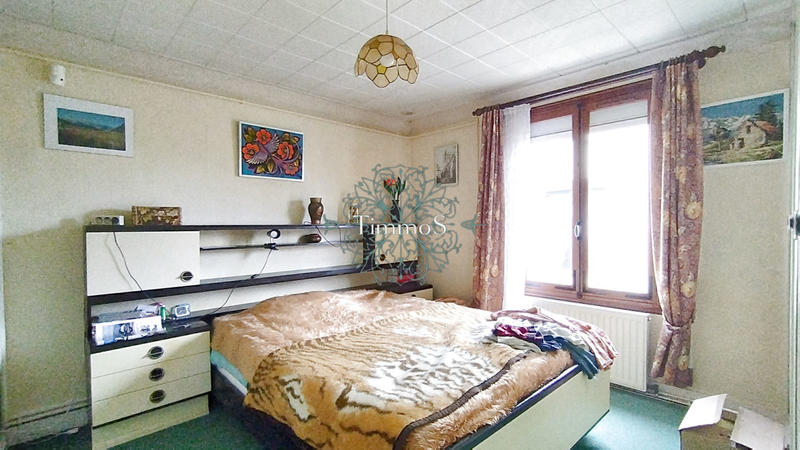 Maison - 104 m² - 6 pièces