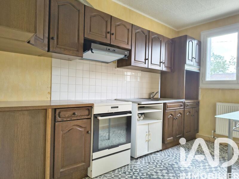 Maison - 158 m² - 8 pièces