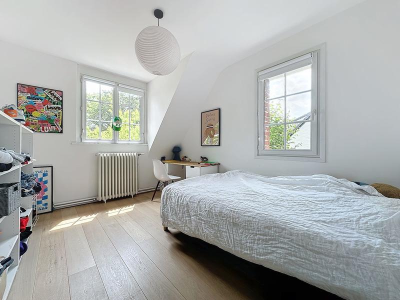 Maison - 186 m² - 6 pièces