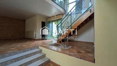 Maison - 188 m² - 4 pièces